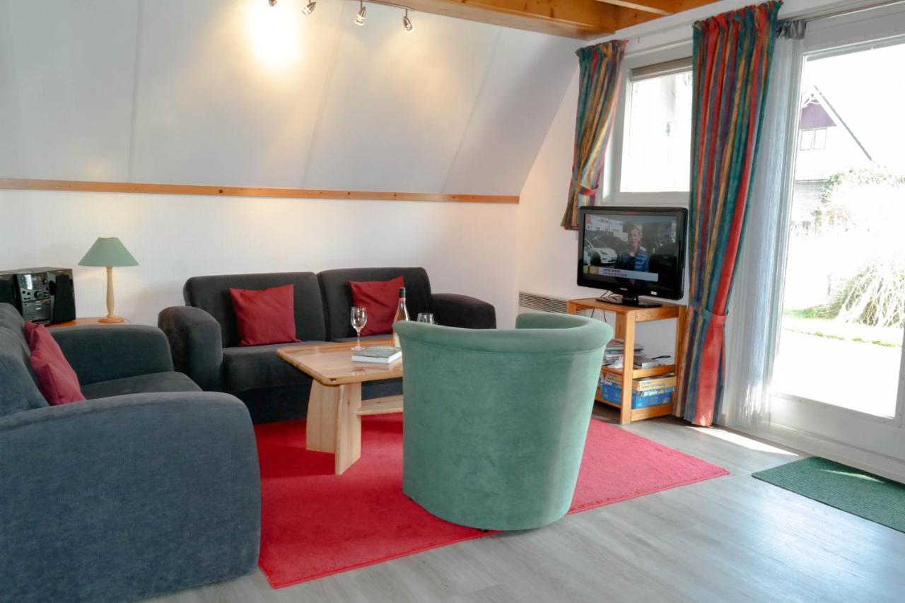 הוילה אנג'ום Marilu 6 Pers Allergy-Friendly House On A Typical Dutch Canal And Quiet Place מראה חיצוני תמונה